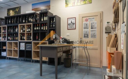 N02 – Negozio in vendita in zona Borgo San Rocco