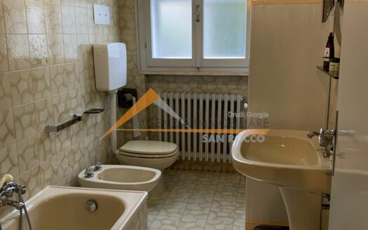 C-108 – Porzione di bifamiliare su unico livello con giardino