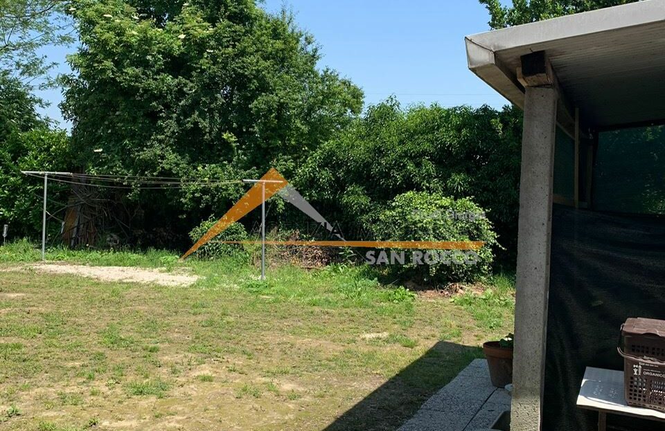 Foto - Bellissima casa indipendente su lotto di terreno di 1.000 mq