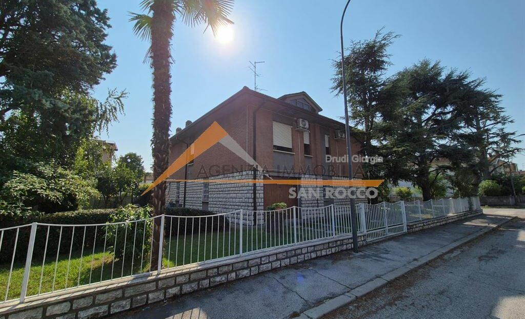 Foto - Villa In zona Bosco Baronio