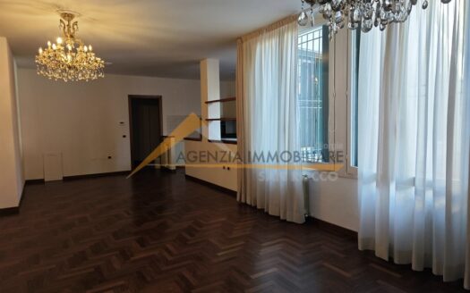 A196 – Centro Storico appartamento al piano terra
